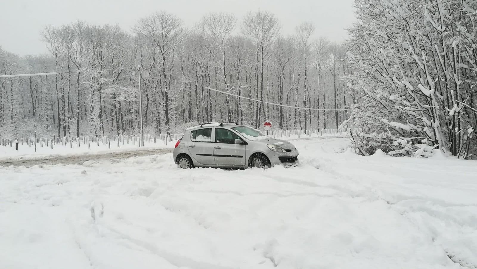 Image d'illustration pour Episode de neige imprévu en Ile-de-France : quelques explications