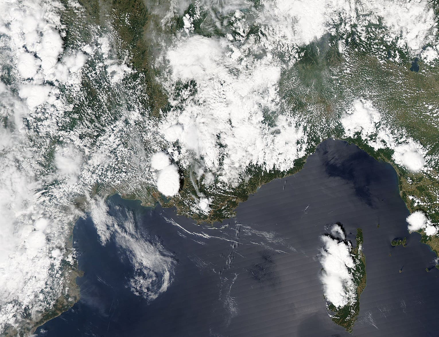 Image d'illustration pour Encore de violents orages au Sud - Coulée de boue dramatique en Corse