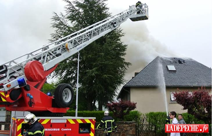 Image d'illustration pour Trombe et tornade dans le Var - Foudre en Aveyron