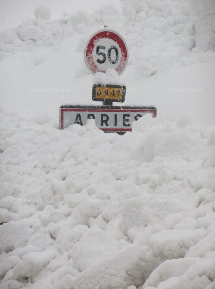 Image d'illustration pour Neige exceptionnelle et avalanches sur les Alpes frontalières