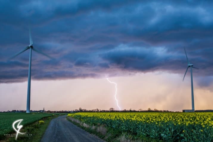 Image d'illustration pour De fréquents orages du 10 au 13 avril mais des dégâts limités