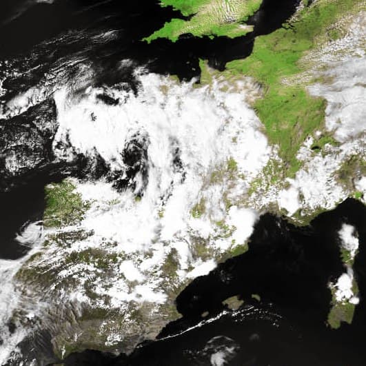 Image d'illustration pour Encore de violents orages au Sud - Coulée de boue dramatique en Corse