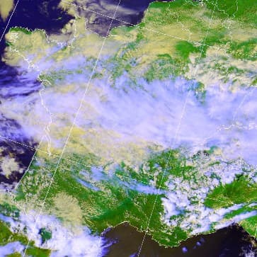 Image d'illustration pour Pluie abondante au Centre et encore de forts orages au Sud