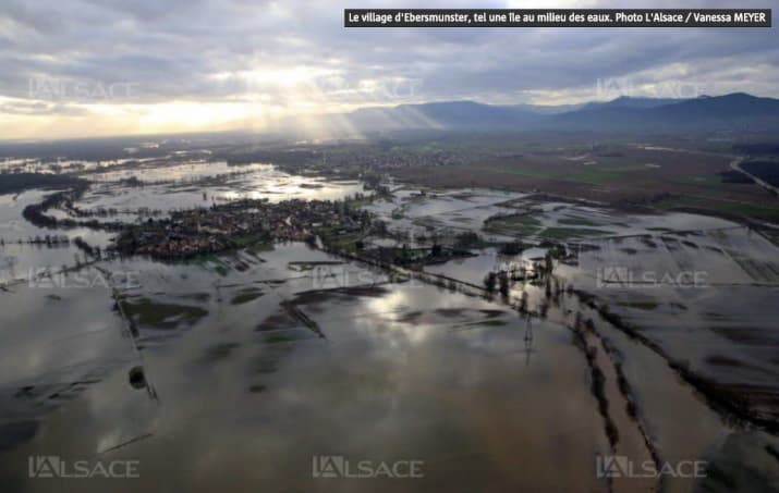 Image d'illustration pour Crue de la Seine à Paris - Graves inondations en régions