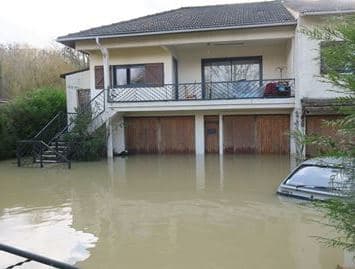 Image d'illustration pour Crue de la Seine à Paris - Graves inondations en régions
