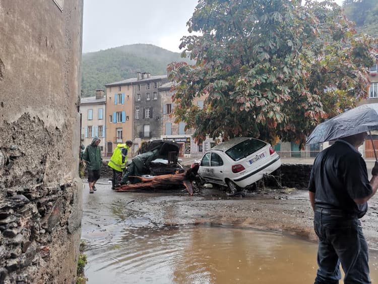 Image d'illustration pour Orages, inondations, tornades : week-end d'intempéries dans le Sud-Est